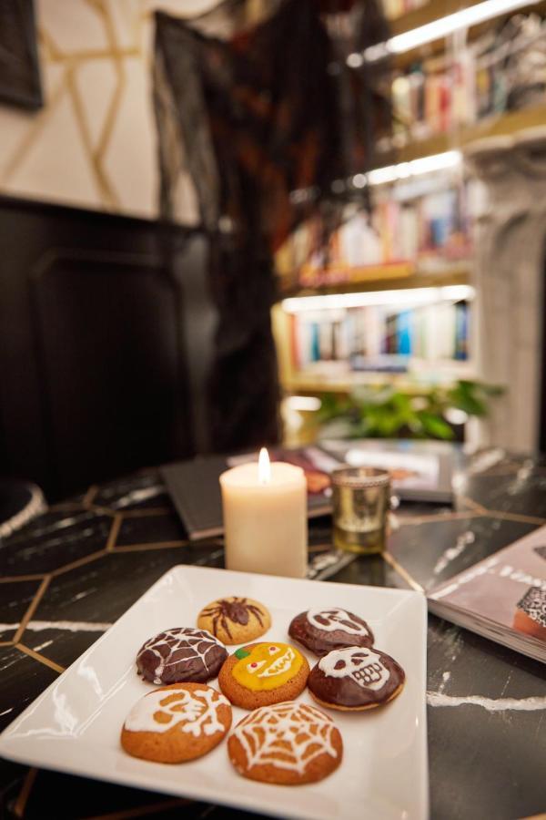 Hotel Claude マルベーリャ エクステリア 写真
